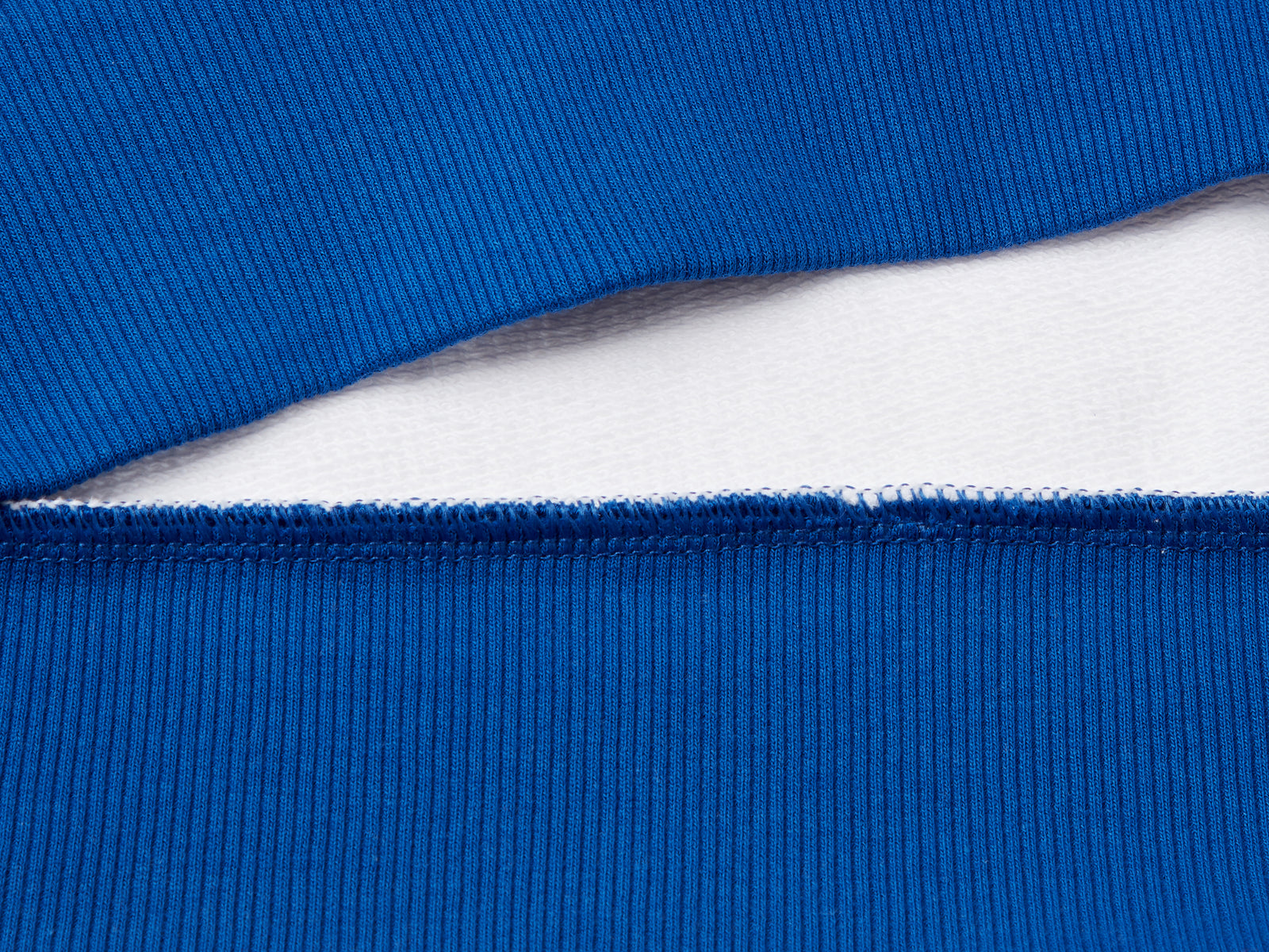 Felpa 100% cotone con stampa logo da donna bianco 3 | Benetton Outlet