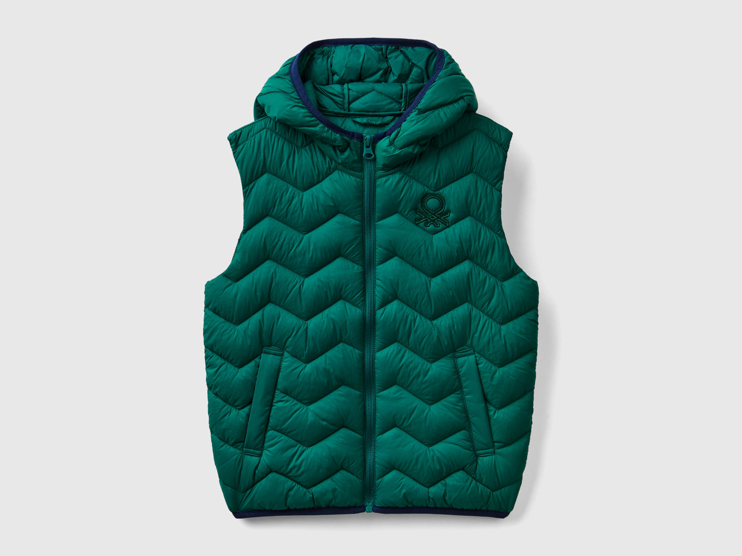 Gilet imbottito con cappuccio da bambino verde scuro | Benetton Outlet