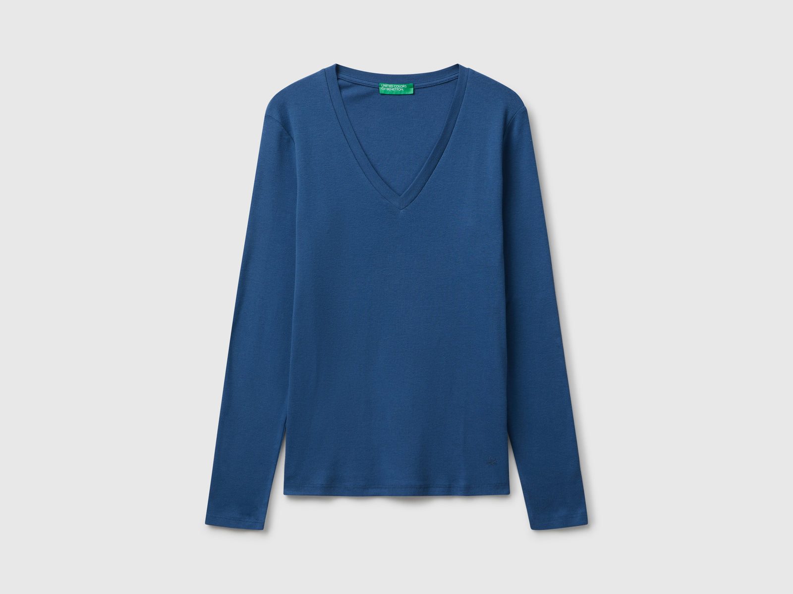 T-shirt  blu con scollo a V da donna avio | Benetton Outlet