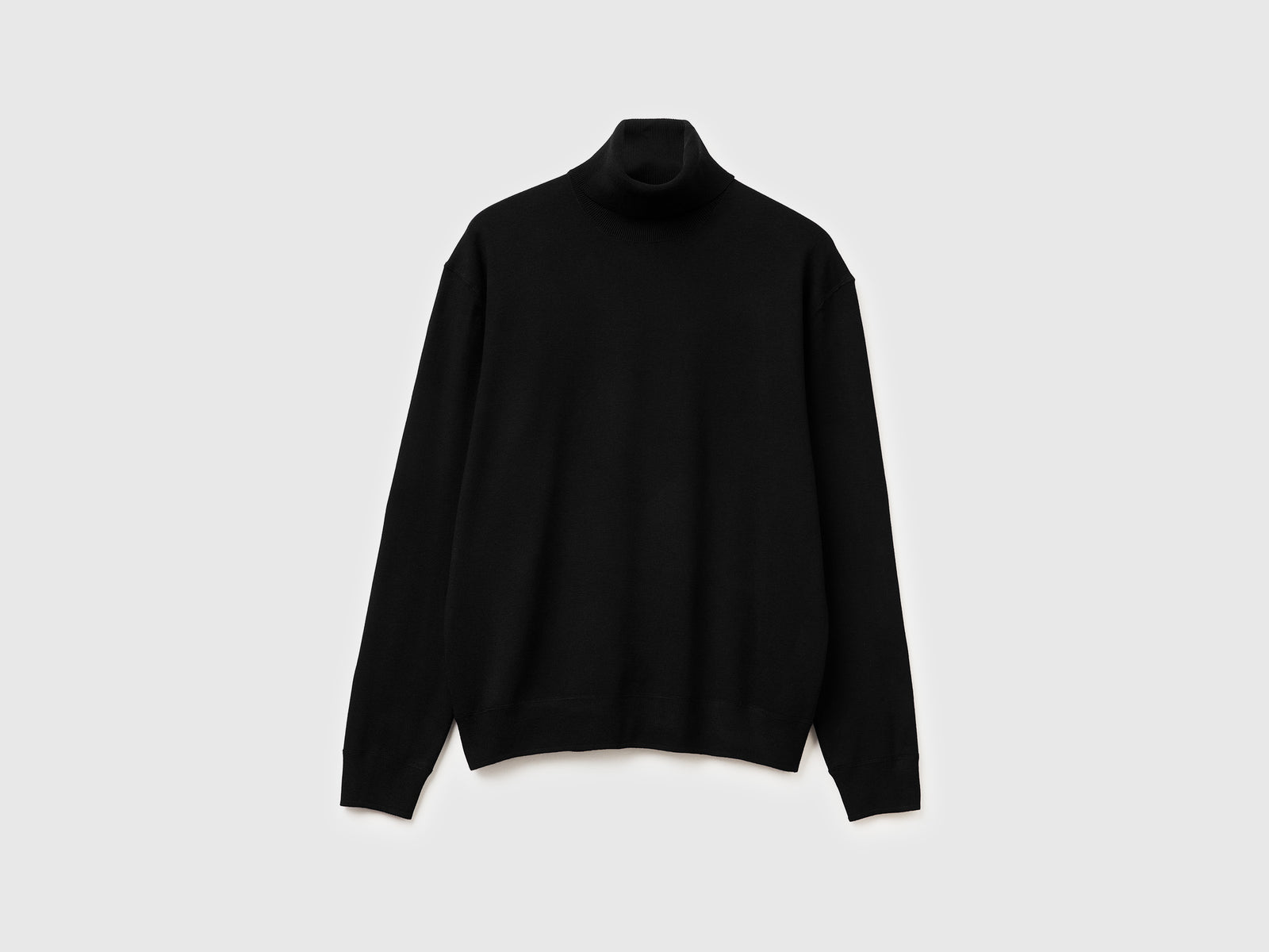 Dolcevita in misto viscosa da uomo nero | Benetton Outlet