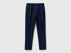 Pantaloni fluidi slim fit