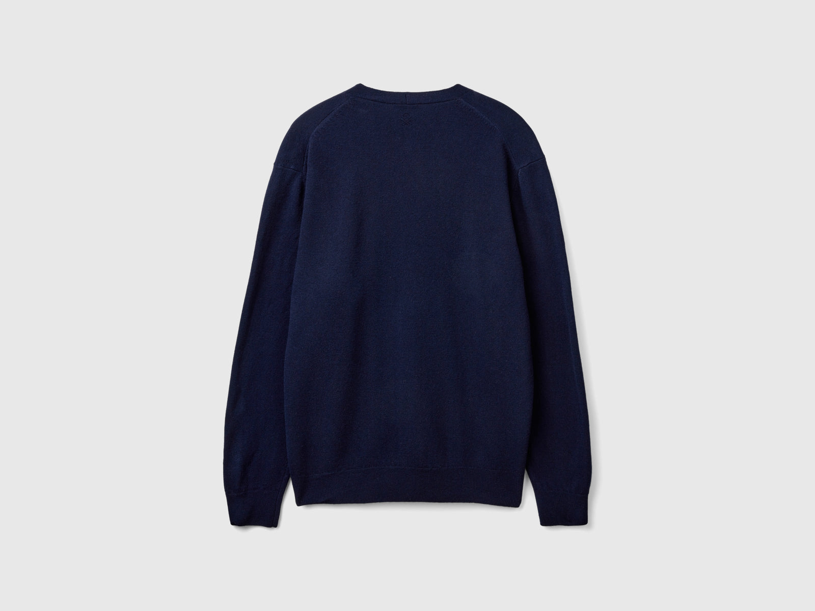 Cardigan blu notte scollo a V in pura lana Merino da uomo blu scuro 2 | Benetton Outlet