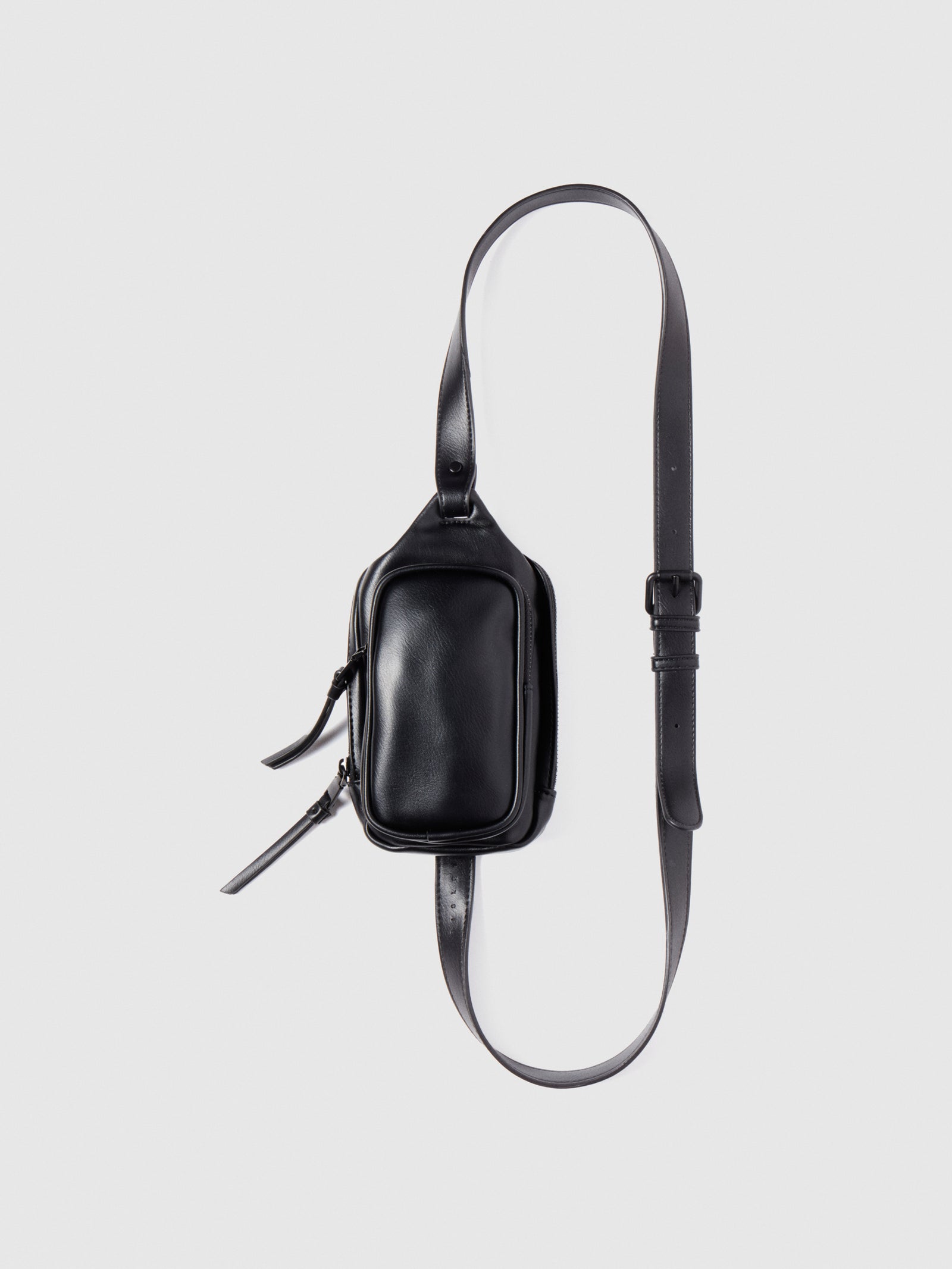Marsupio con tasconi da uomo nero | Sisley Outlet