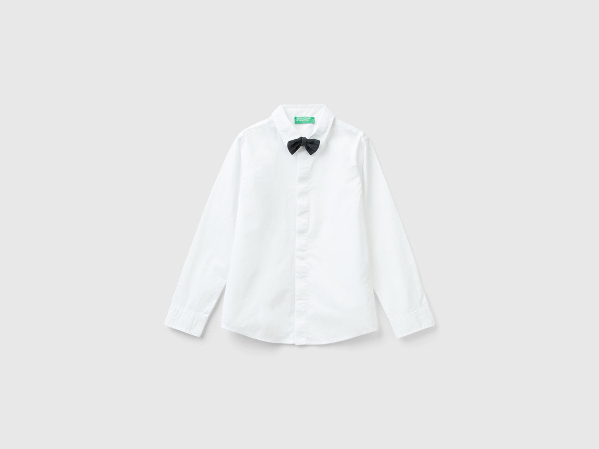 Camicia con papillon staccabile