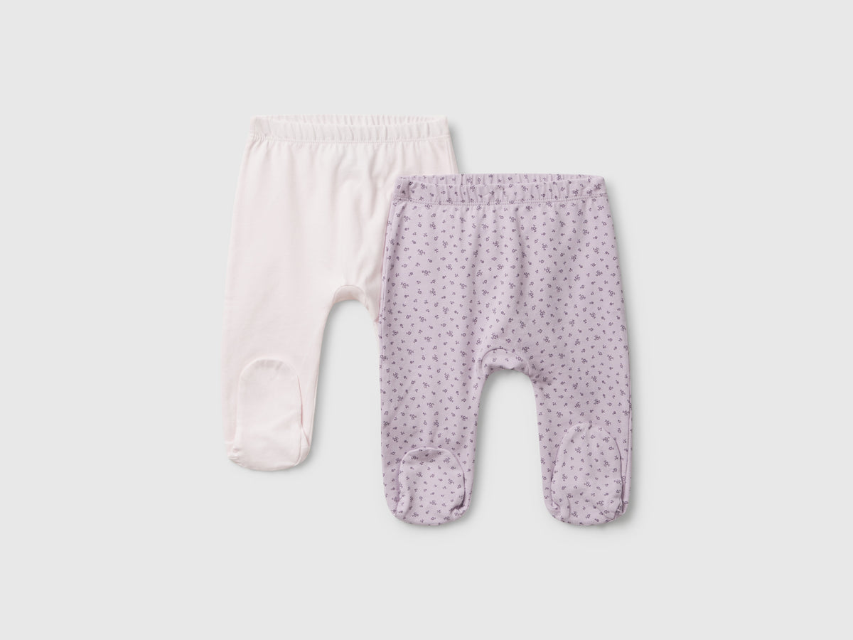 Due pantaloni in cotone