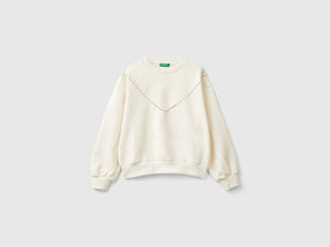 Felpa con applicazione effetto gioiello