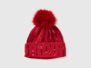 Cappello con pom pom e paillettes