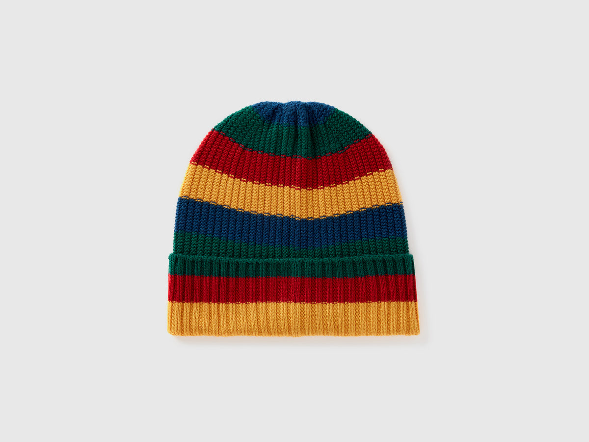 Cappellino in maglia a righe