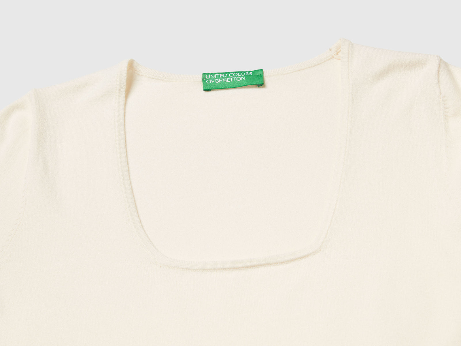 Maglia con scollo quadrato da donna bianco panna 3 | Benetton Outlet