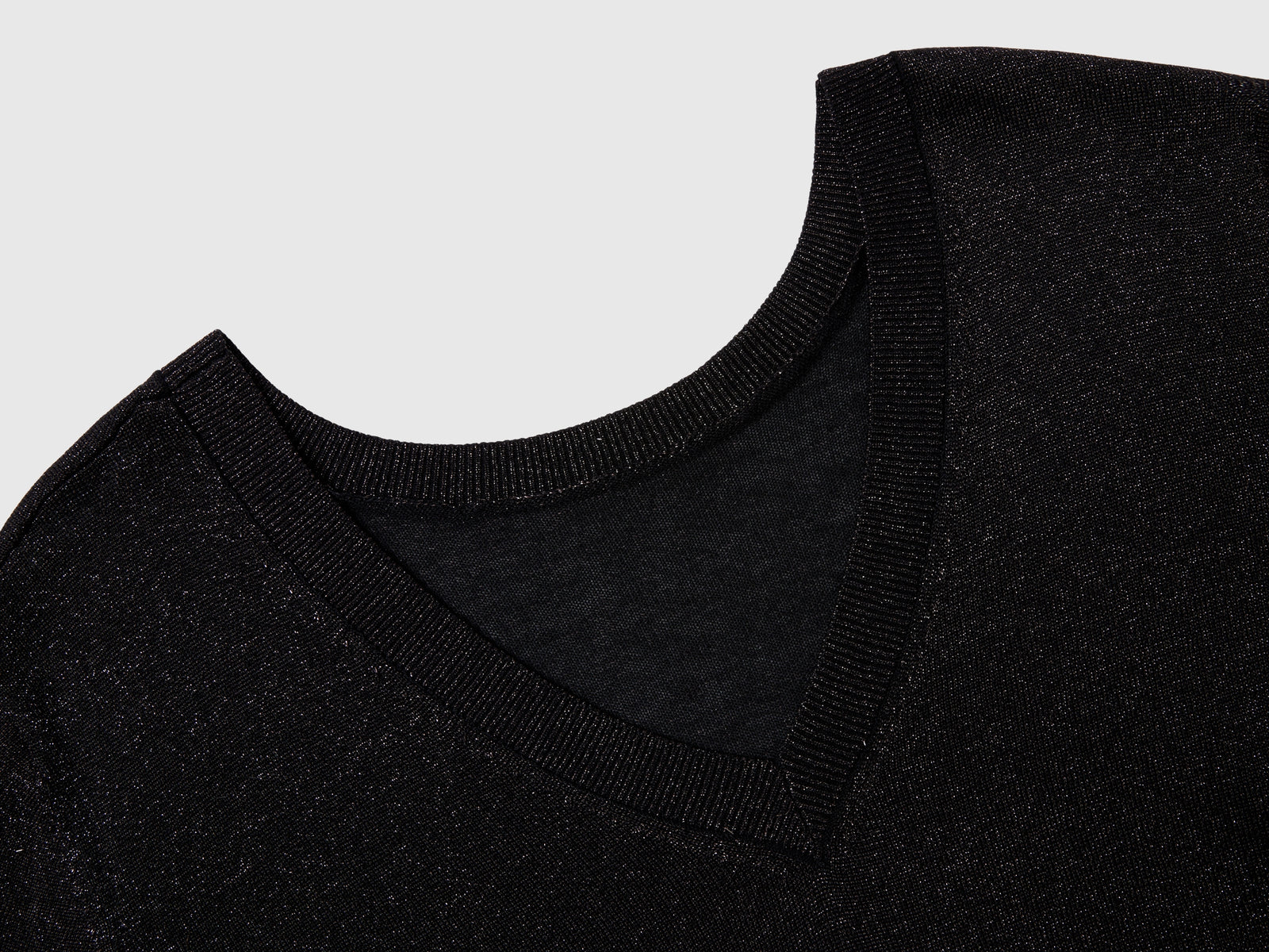 Maglia in misto viscosa con lurex da donna nero 3 | Benetton Outlet