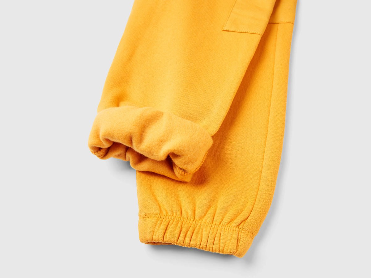 Joggers cargo in calda felpa
