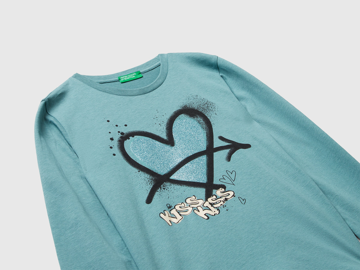 Maglietta con stampa glitter