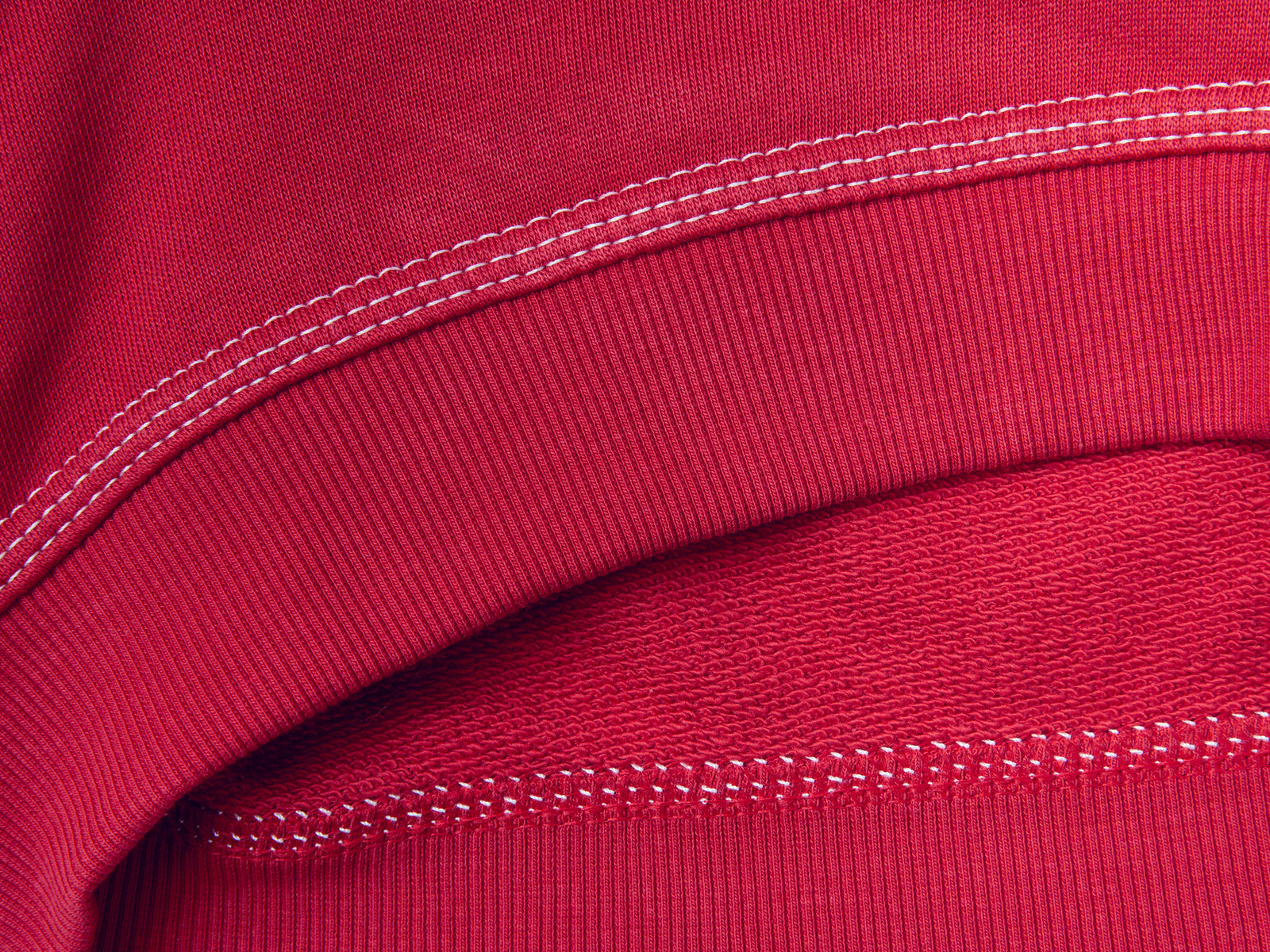 Felpa chiusa con stampa da bimbo rosso 2 | Benetton Outlet