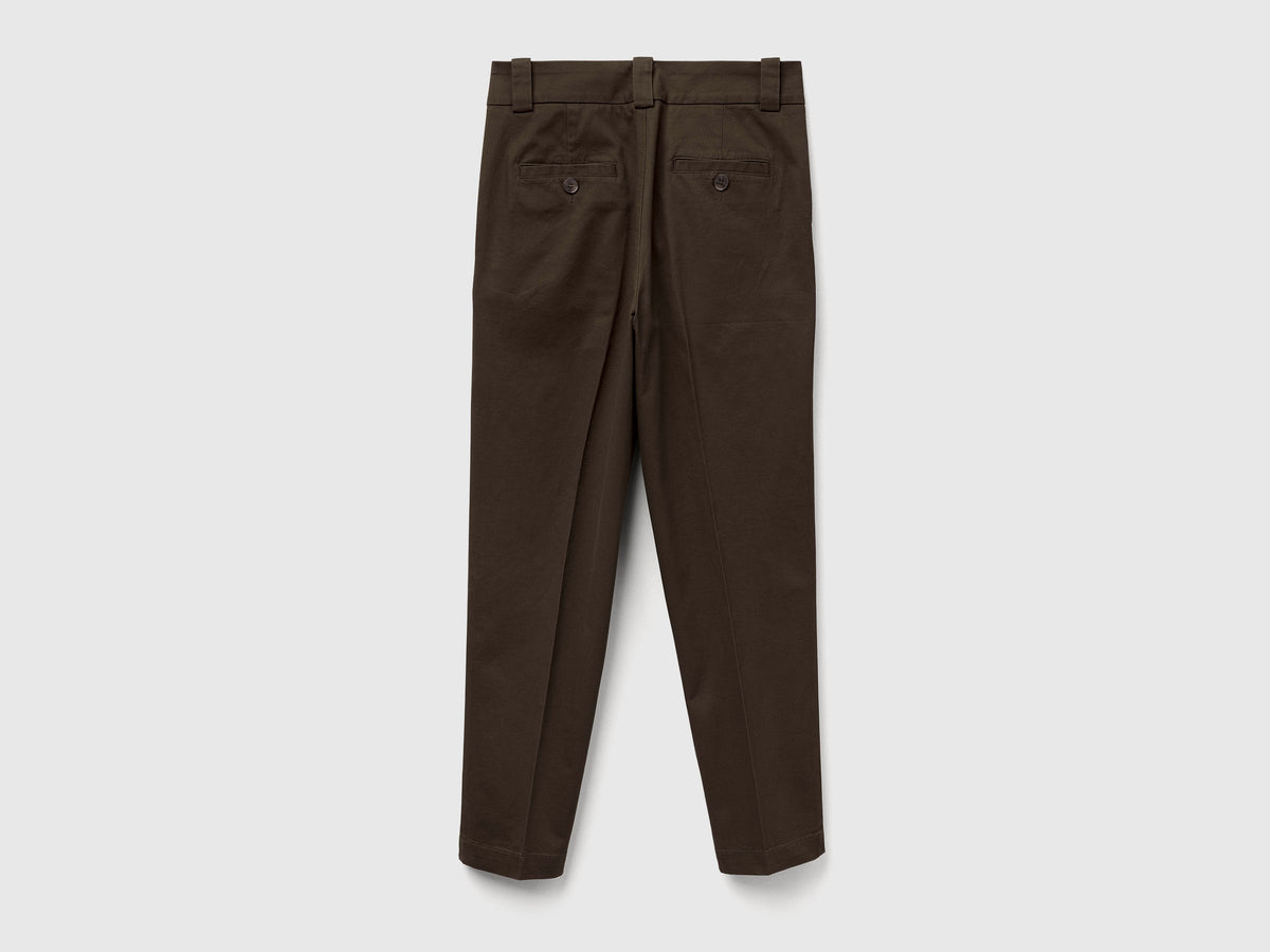 Pantaloni slim fit