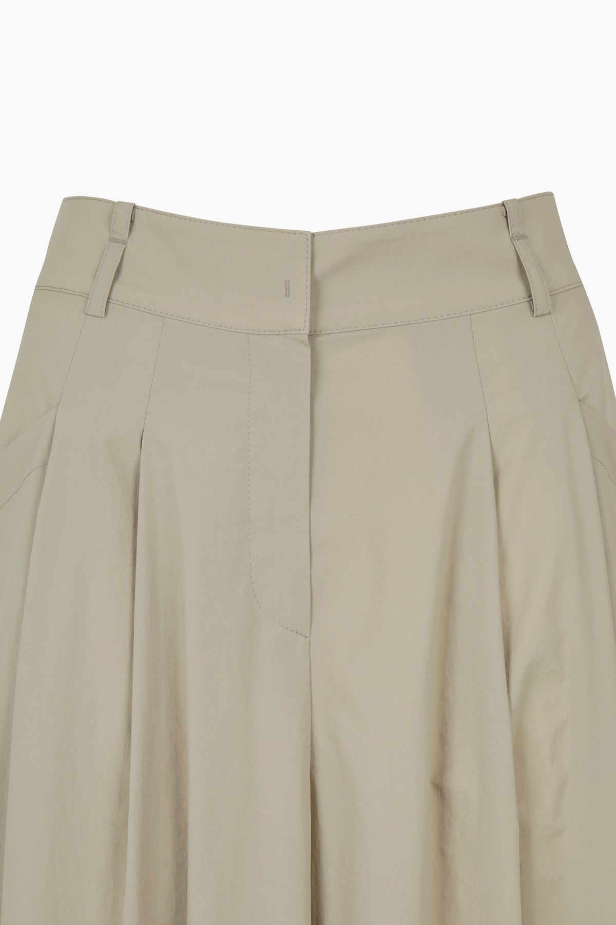 Pantaloni ampi cropped chiaro