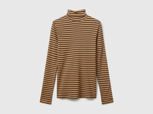 T-shirt lupetto a righe
