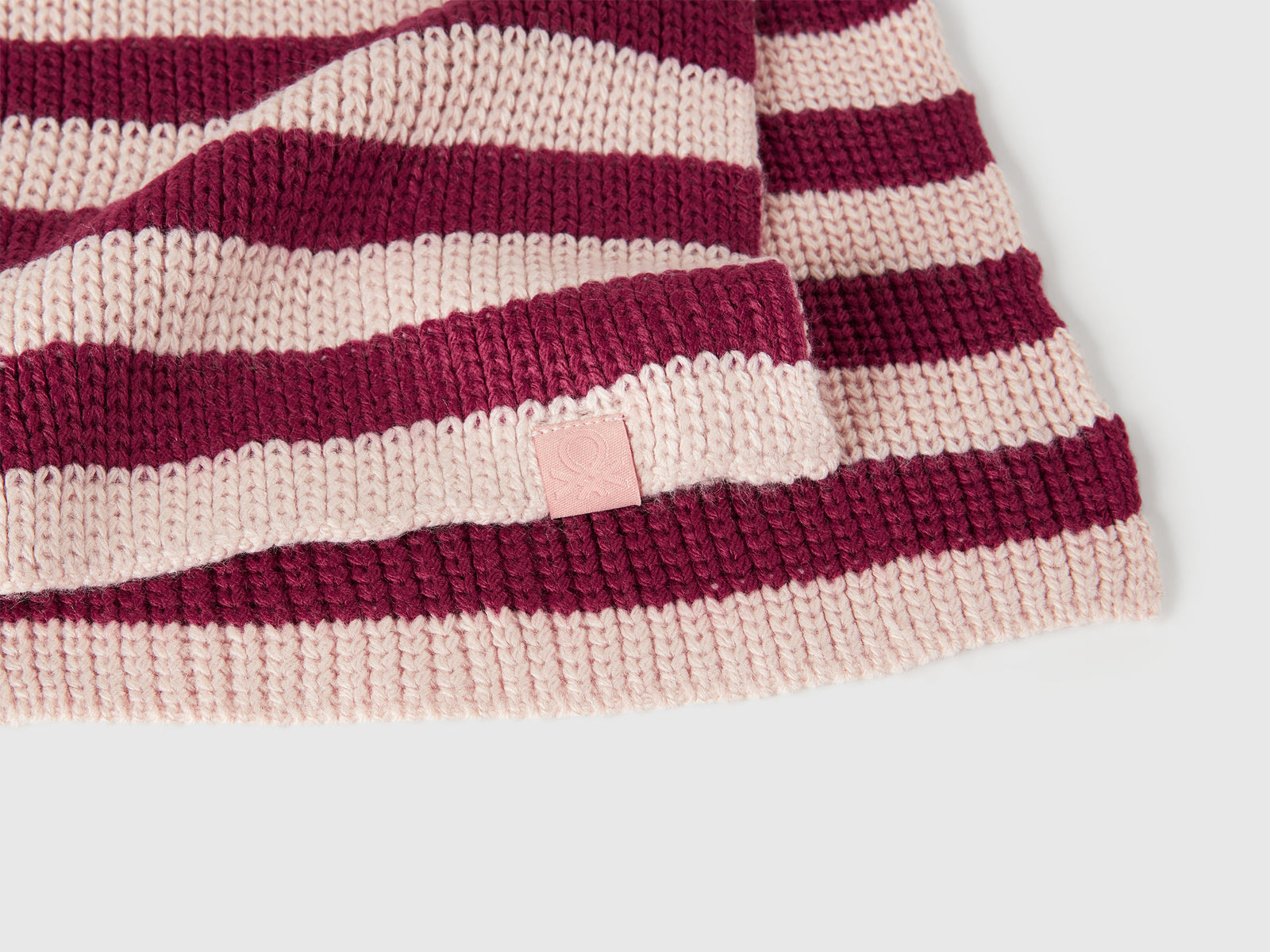 Sciarpa in maglia a righe da bambino rosa tenue 3 | Benetton Outlet