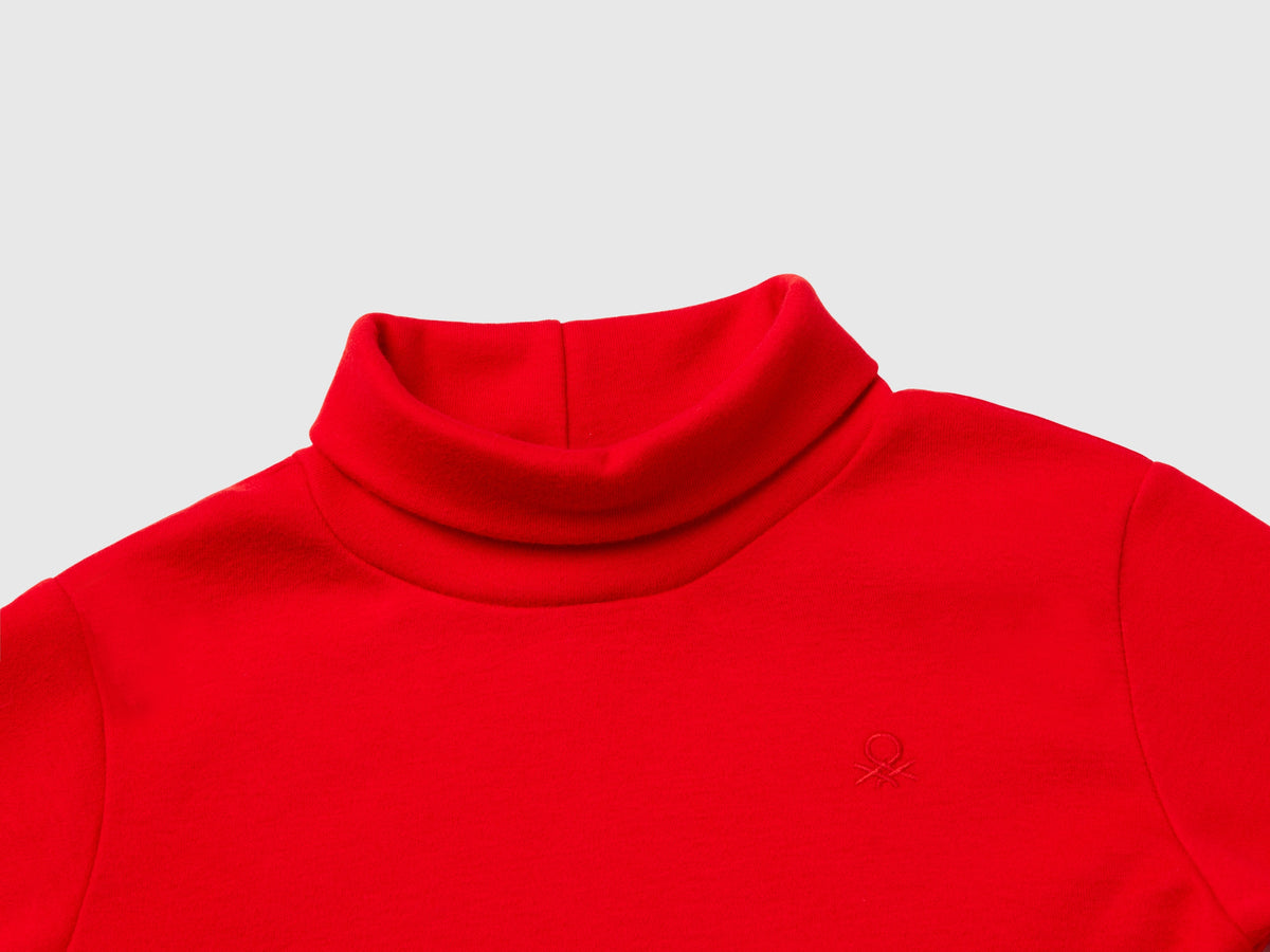 T-shirt lupetto a costine