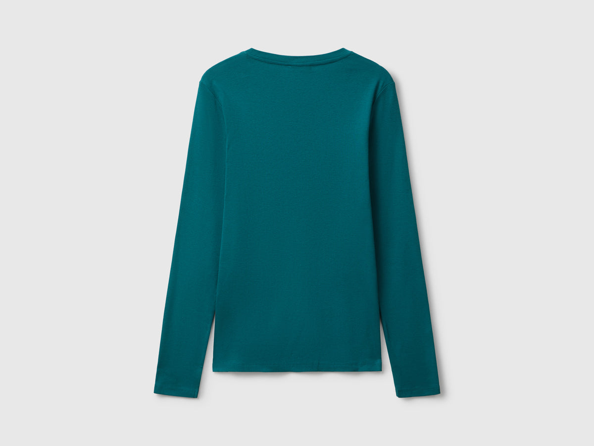 T-shirt  con scollo a V