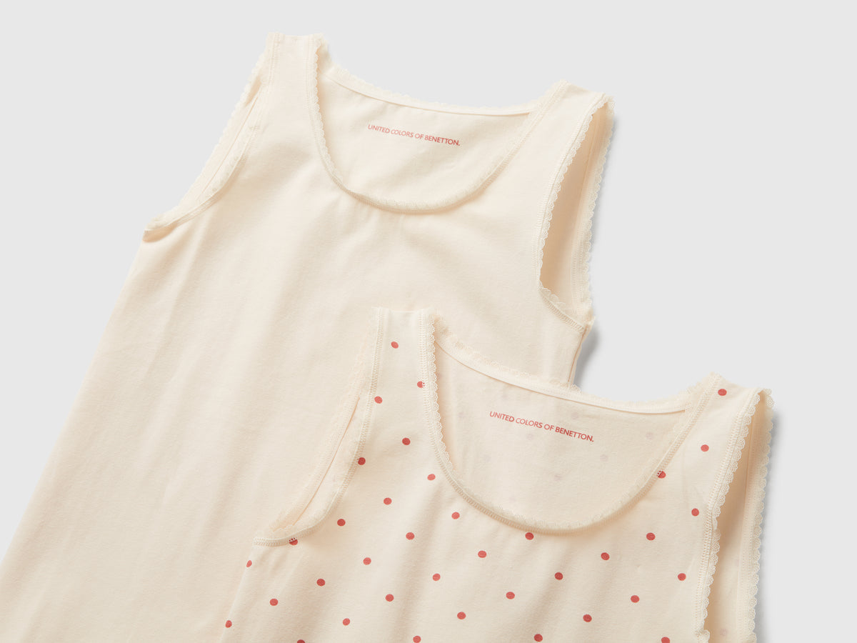 Due canotte in cotone stretch