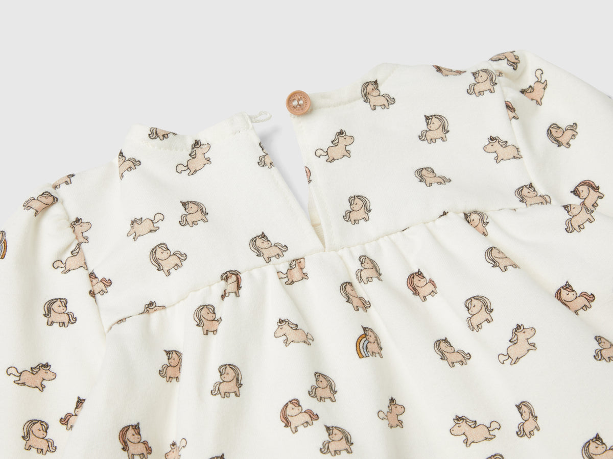 Completo t-shirt e leggings