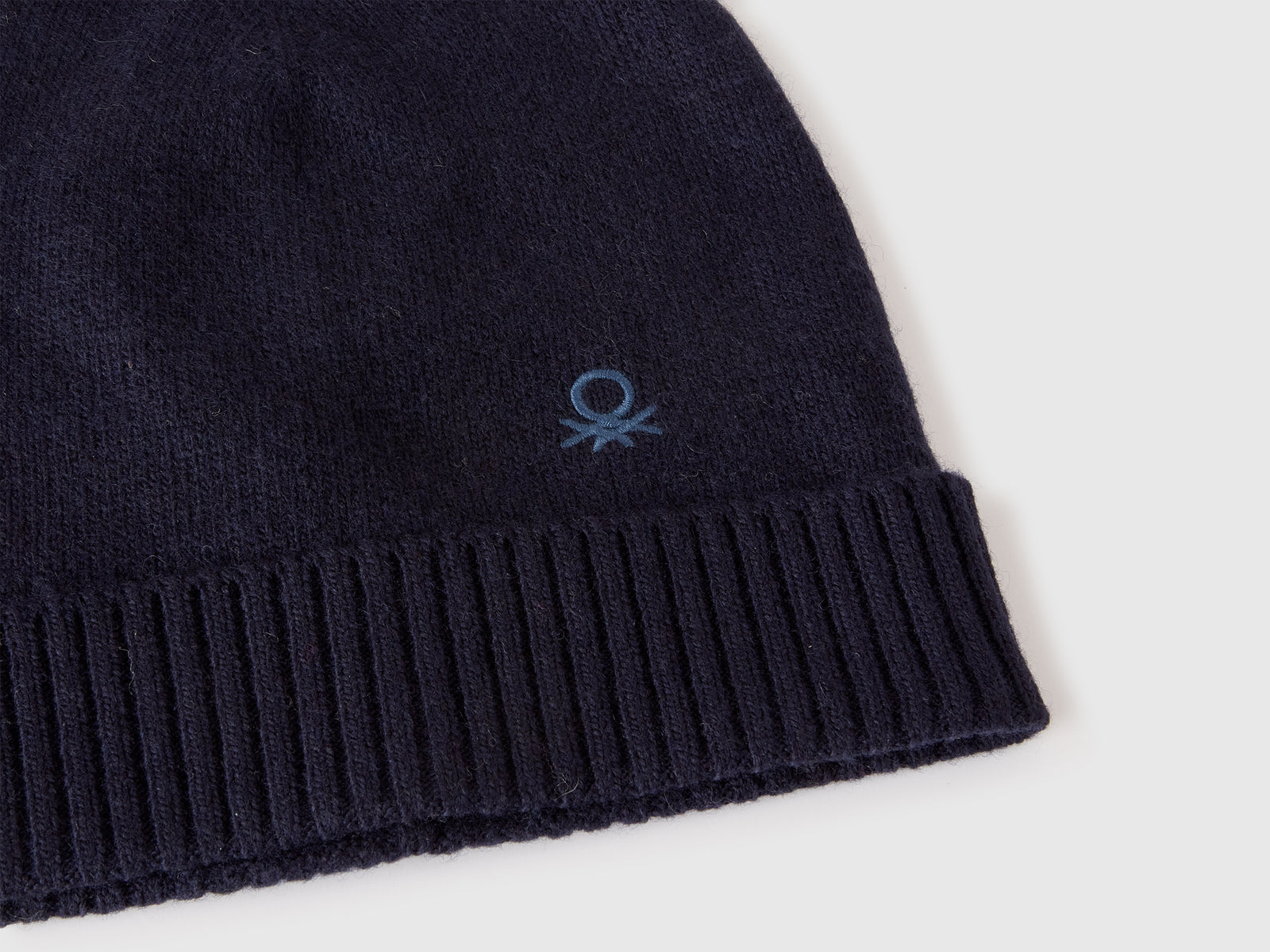 Cappello in misto cashmere da donna blu scuro 3 | Benetton Outlet