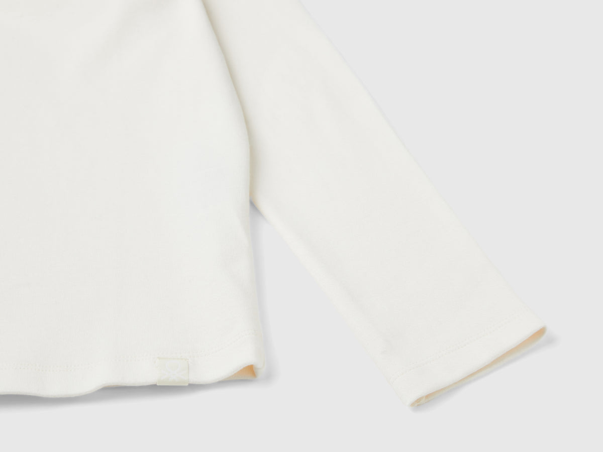 T-shirt lupetto a costine