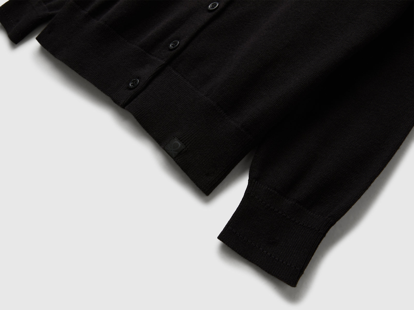 Cardigan girocollo in puro cotone da bambina nero 3 | Benetton Outlet