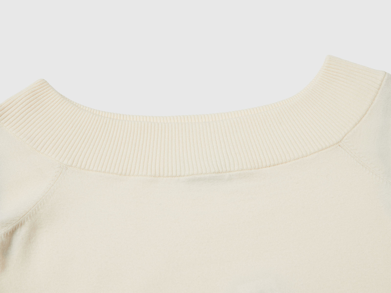 Maglia con scollo bardot da donna bianco panna 3 | Benetton Outlet
