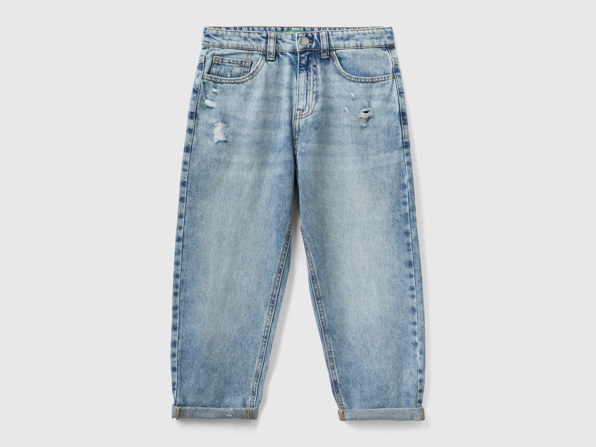 Jeans baloon fit con rotture