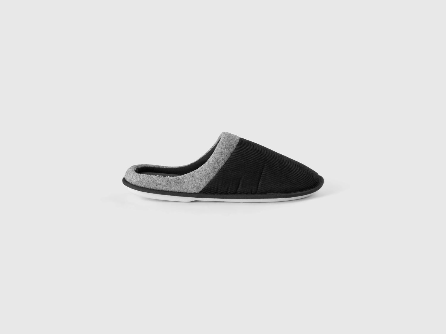 Ciabatte in velluto da uomo grigio scuro | Benetton Outlet