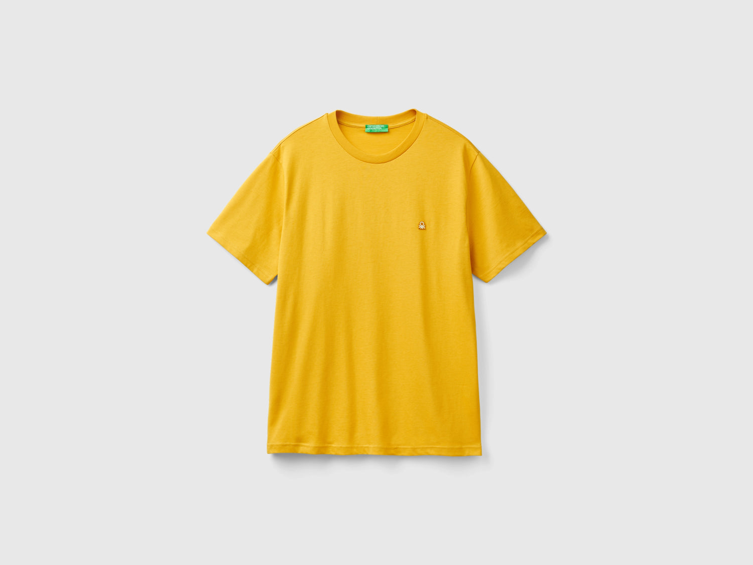 T-shirt basica 100% cotone bio da uomo senape | Benetton Outlet