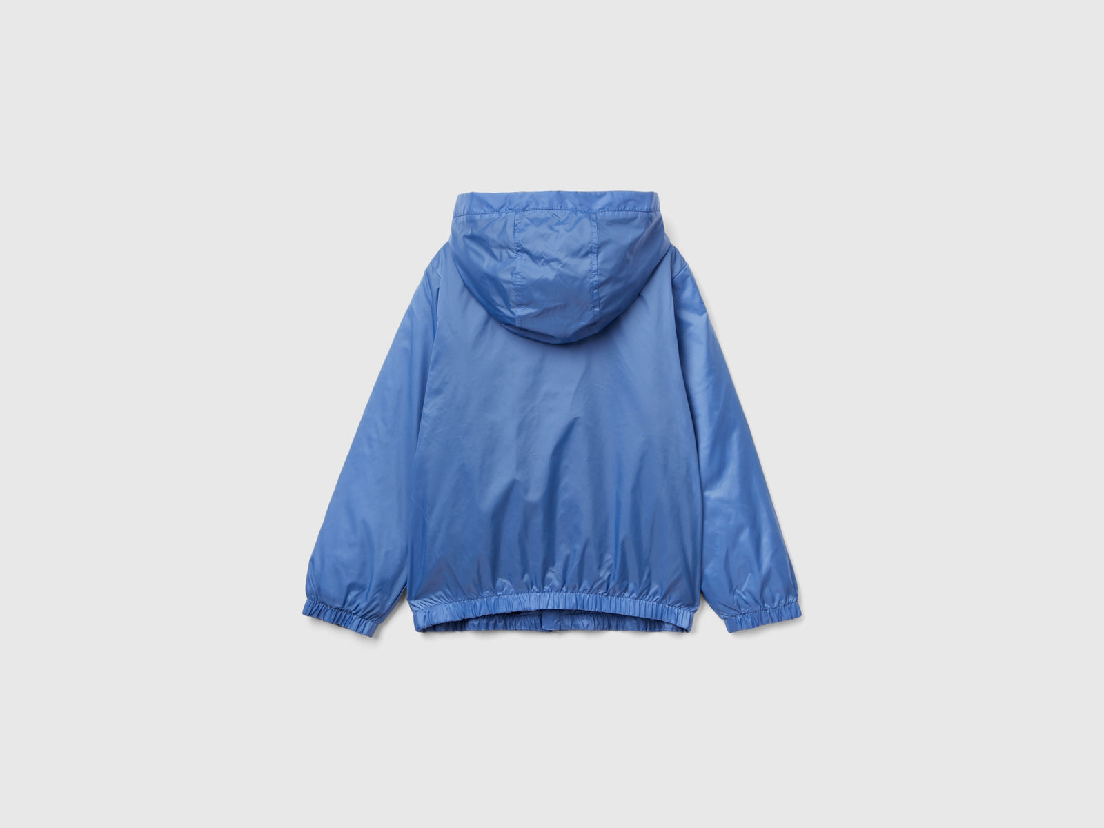 Giubbino in nylon con zip e cappuccio da bambino azzurro 2 | Benetton Outlet