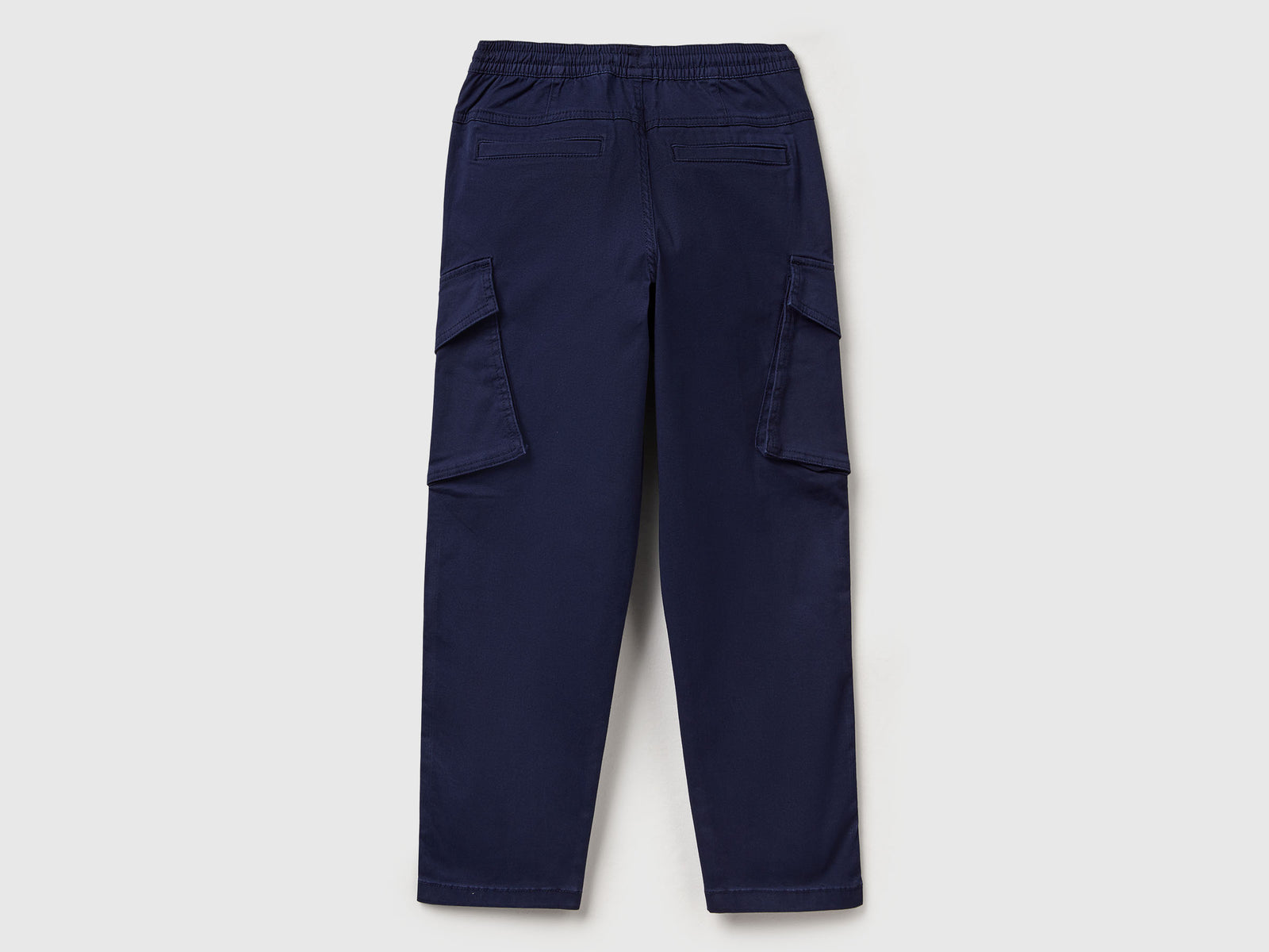 Pantaloni cargo regular fit da bambino blu scuro 2 | Benetton Outlet