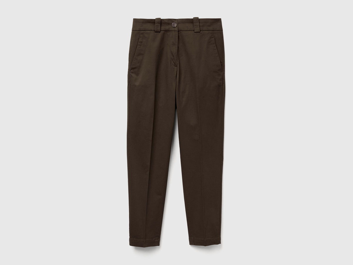 Pantaloni slim fit