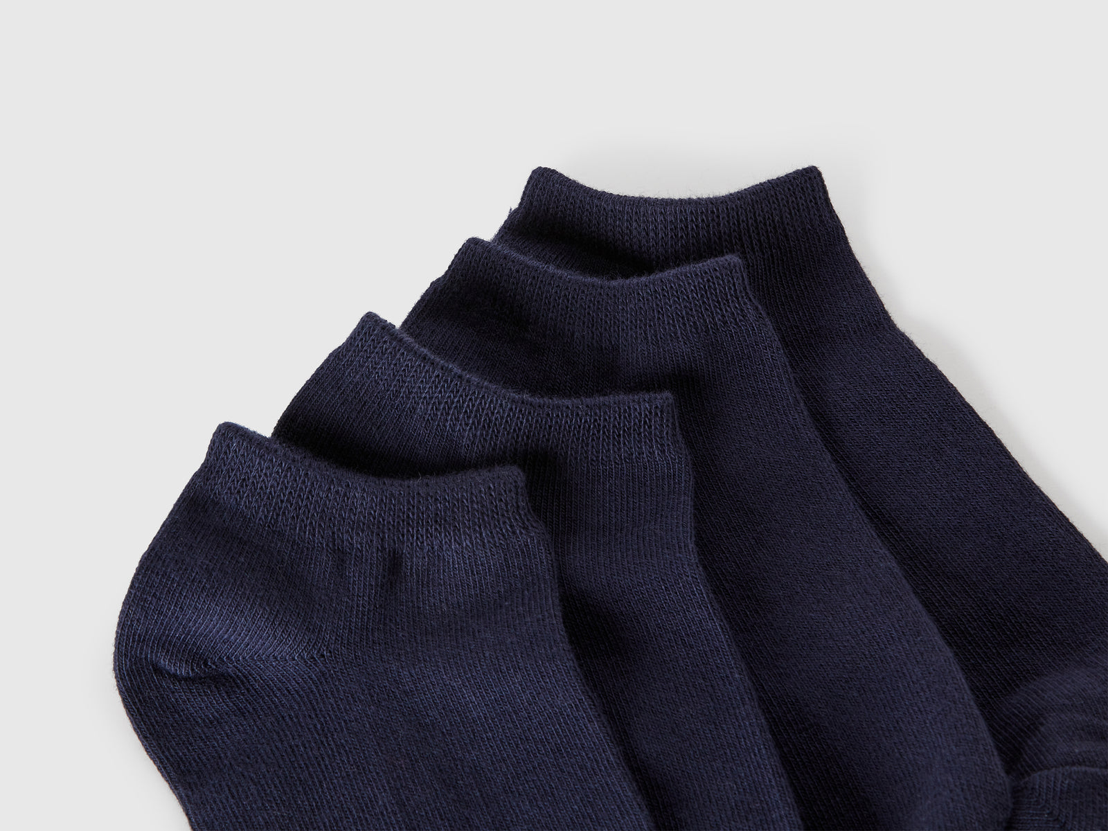 Quattro paia di calzini corti da bambino blu scuro 2 | Benetton Outlet