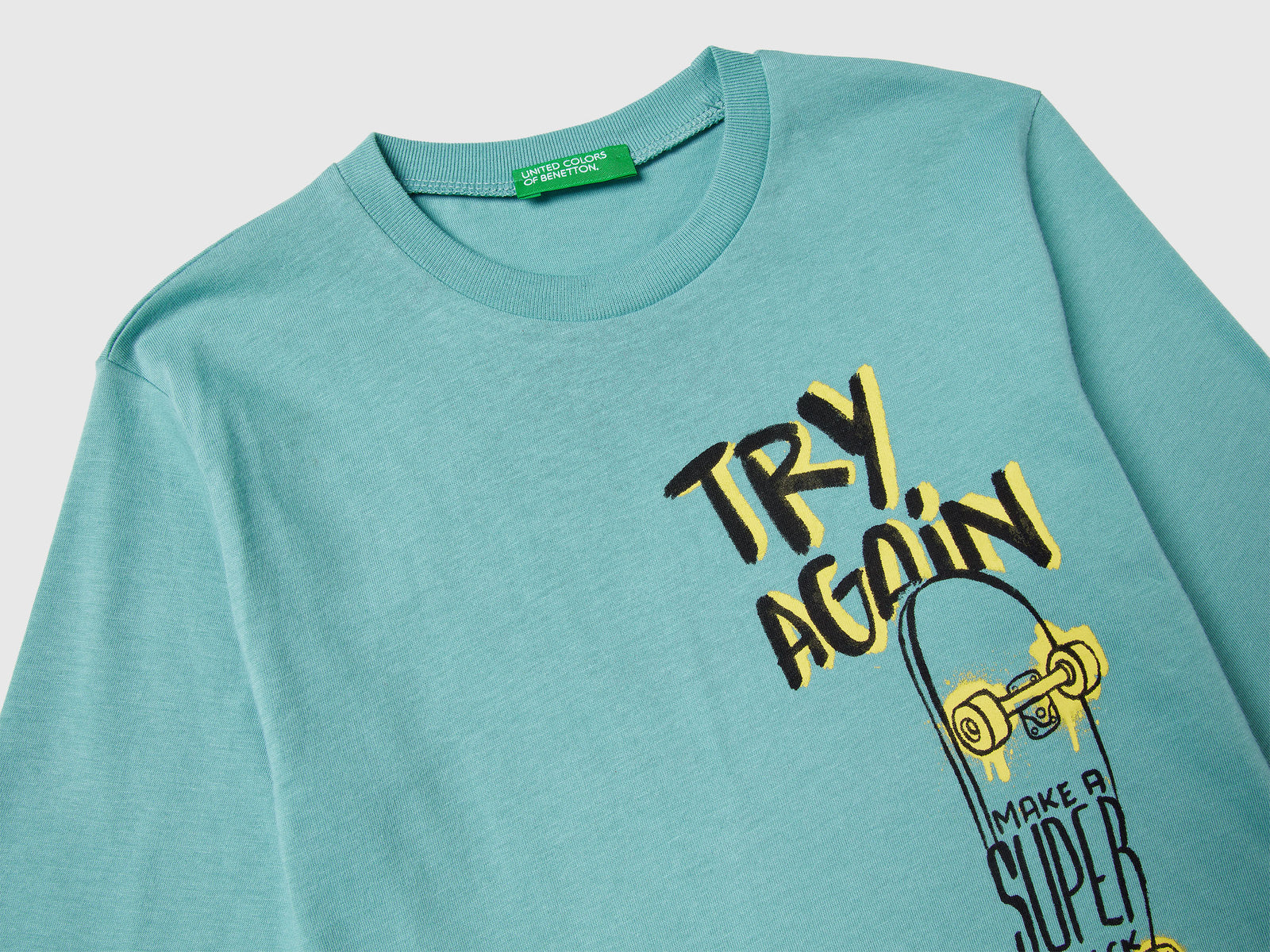 T-shirt con stampa da bimbo verde acqua 3 | Benetton Outlet