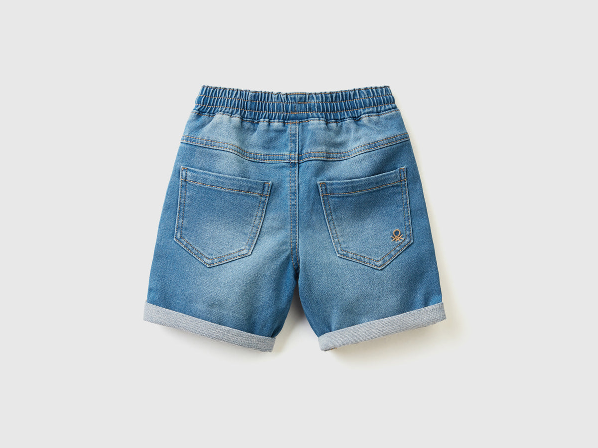 Shorts in denim elasticizzato