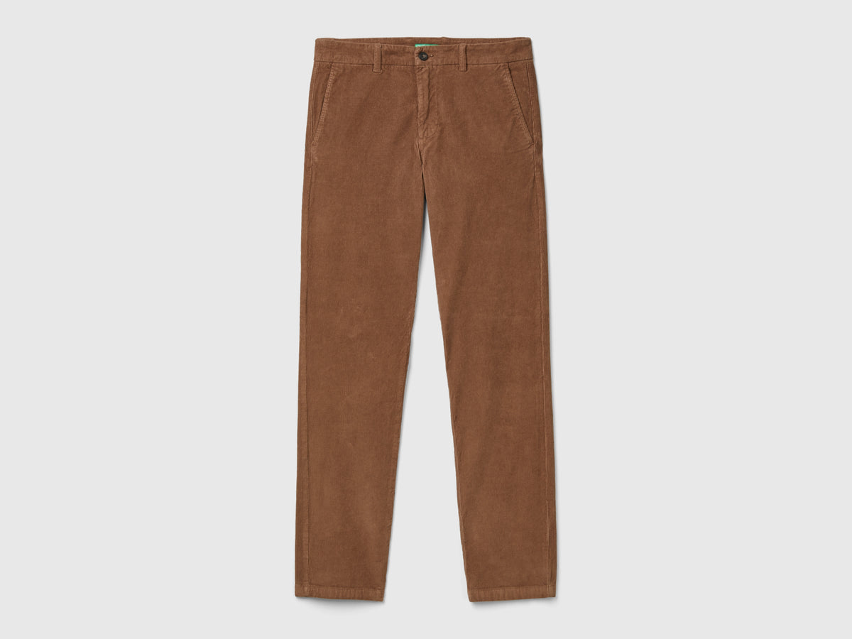 Pantaloni slim fit in velluto stretch