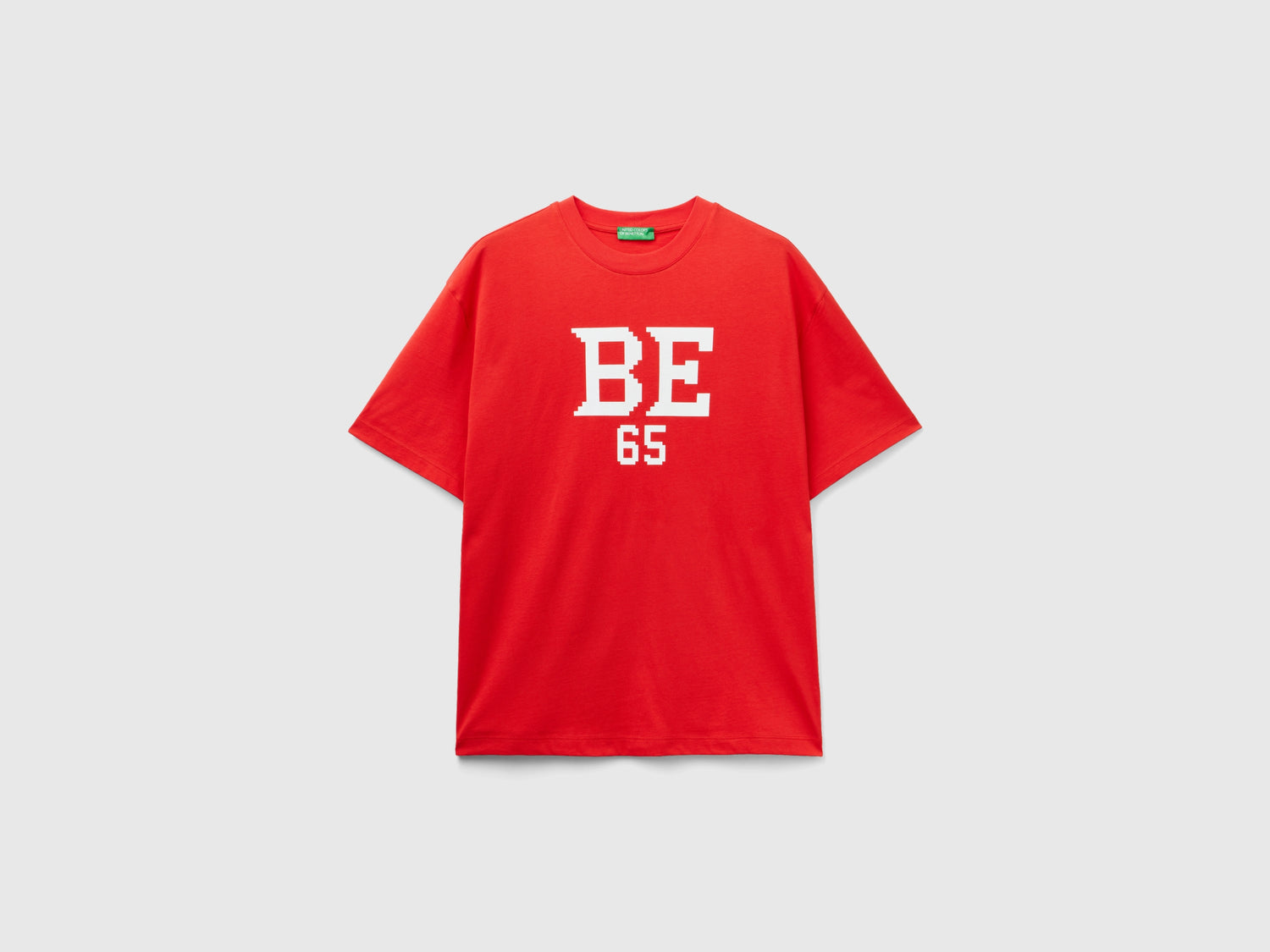 T-shirt con stampa "BE" da uomo rosso | Benetton Outlet