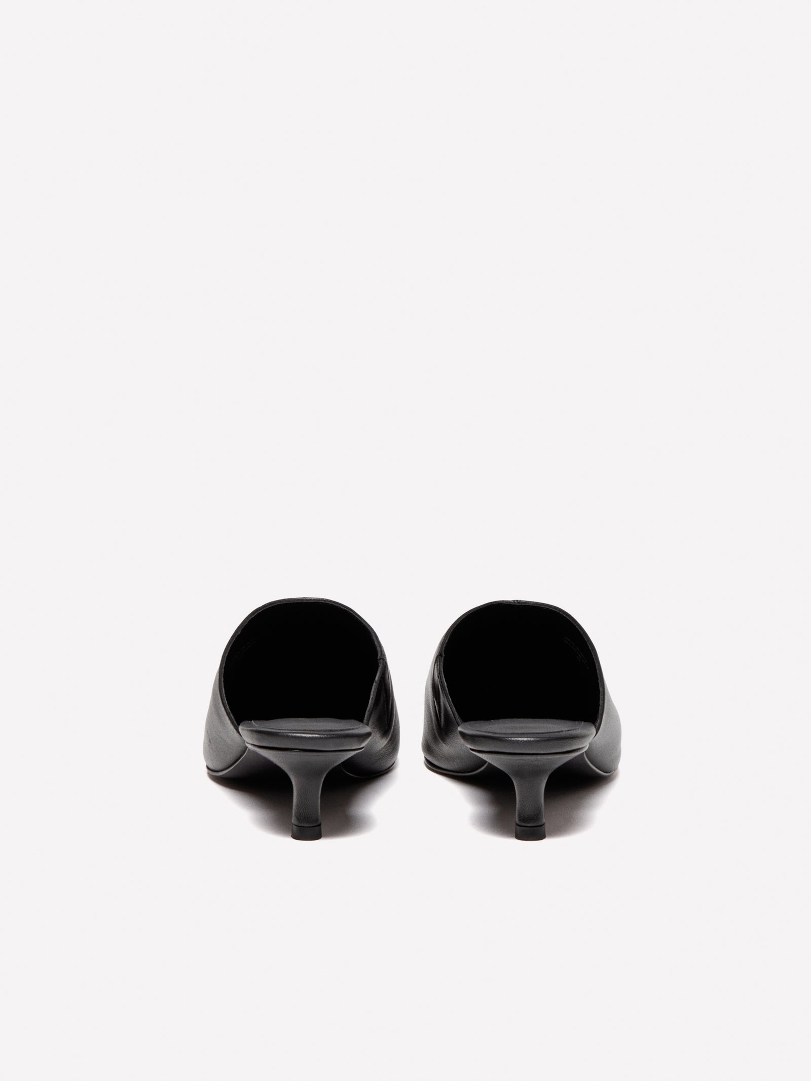 Sabot in 100% pelle da donna nero 2 | Sisley Outlet