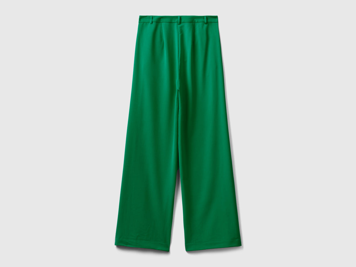 Pantaloni fluidi con gamba dritta