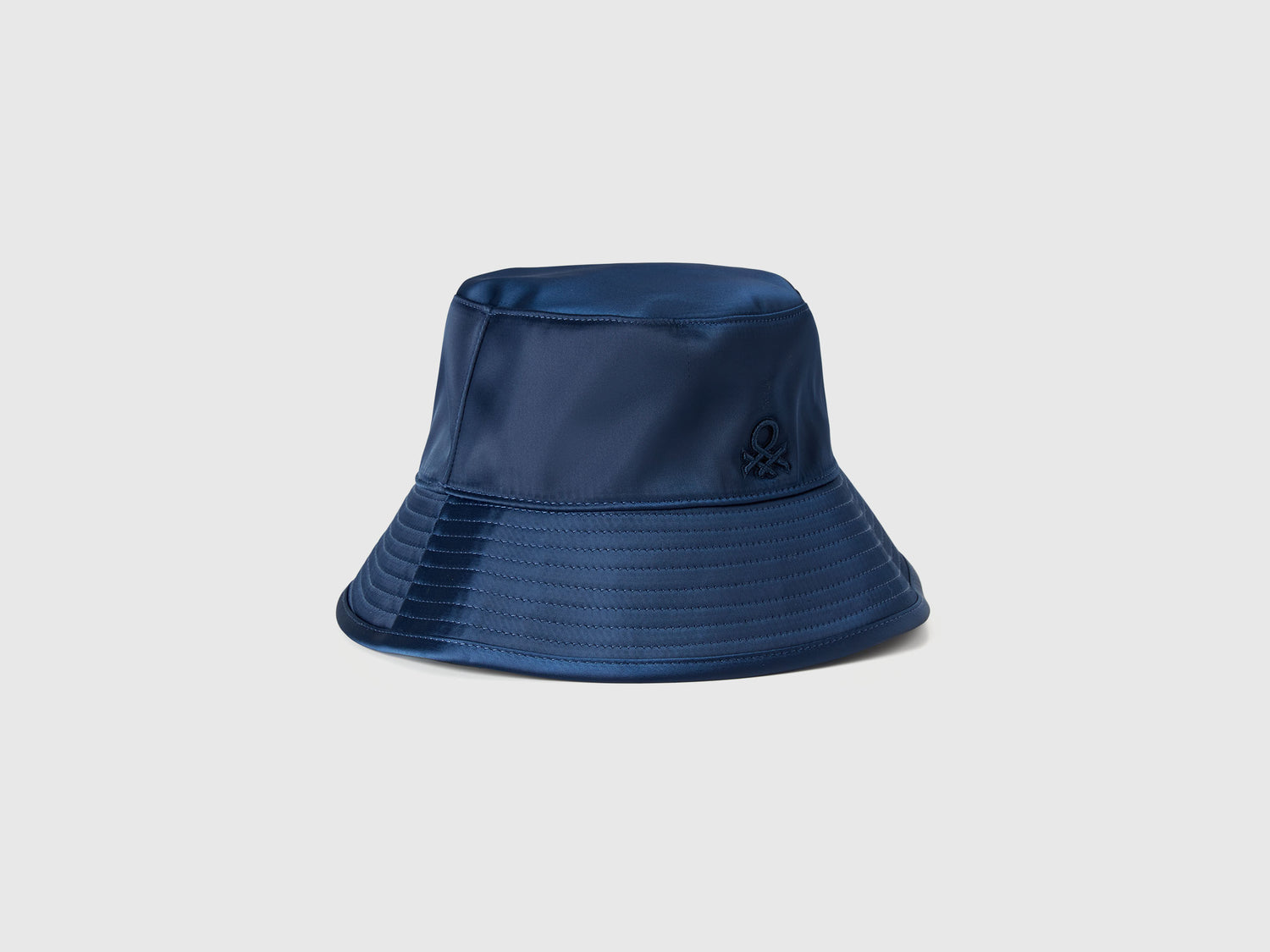 Cappello reversibile stile pescatore da donna avio | Benetton Outlet