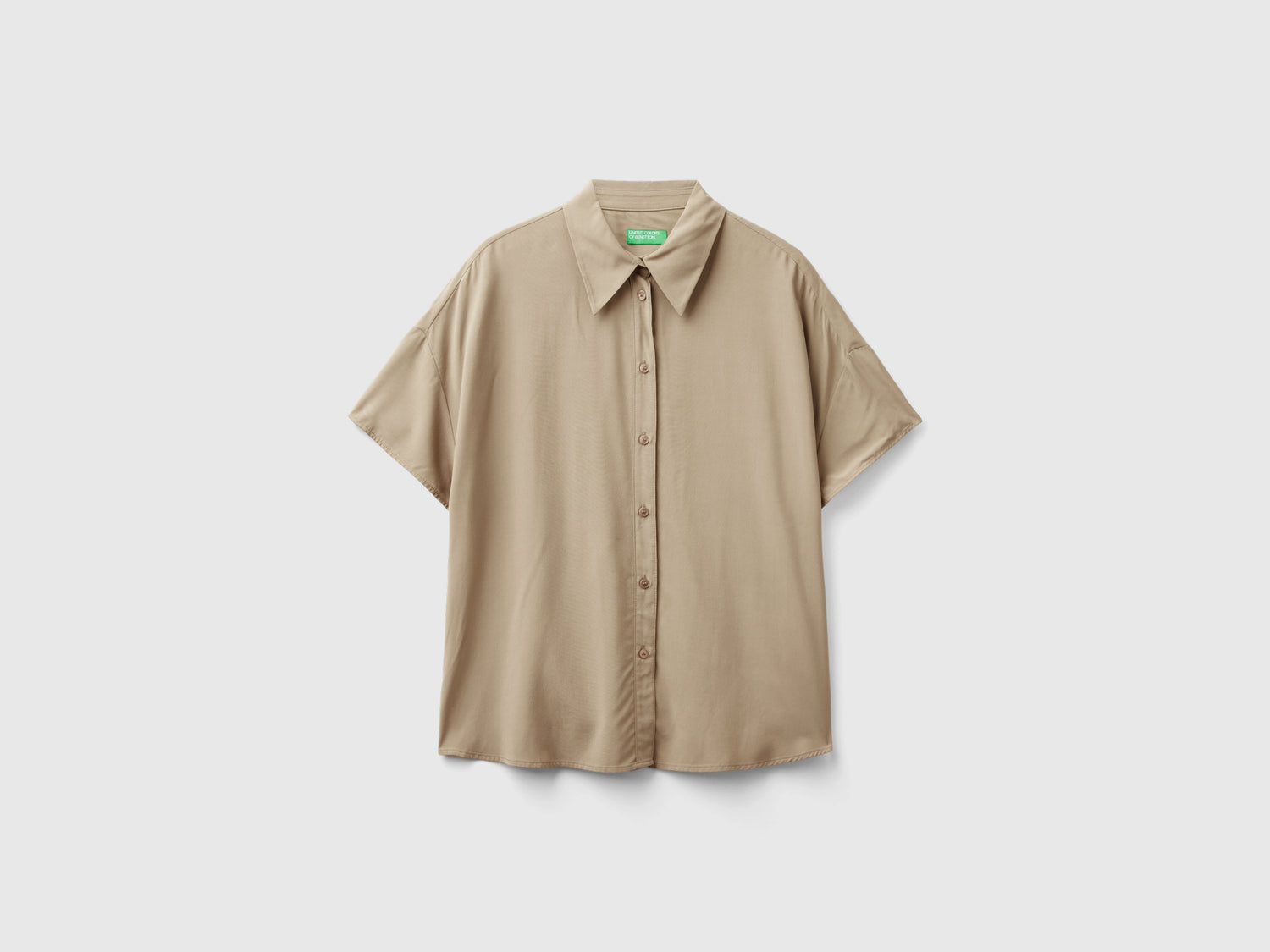 Camicia a manica corta in viscosa da donna beige | Benetton Outlet