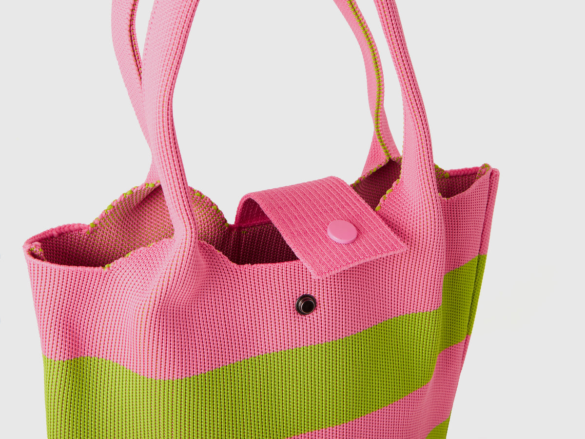 Shopping bag in maglia a righe