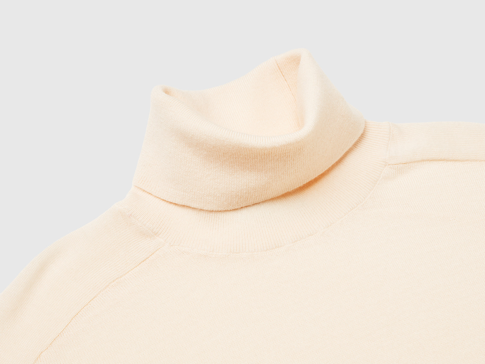 Dolcevita in pura lana Merino da donna bianco panna 3 | Benetton Outlet