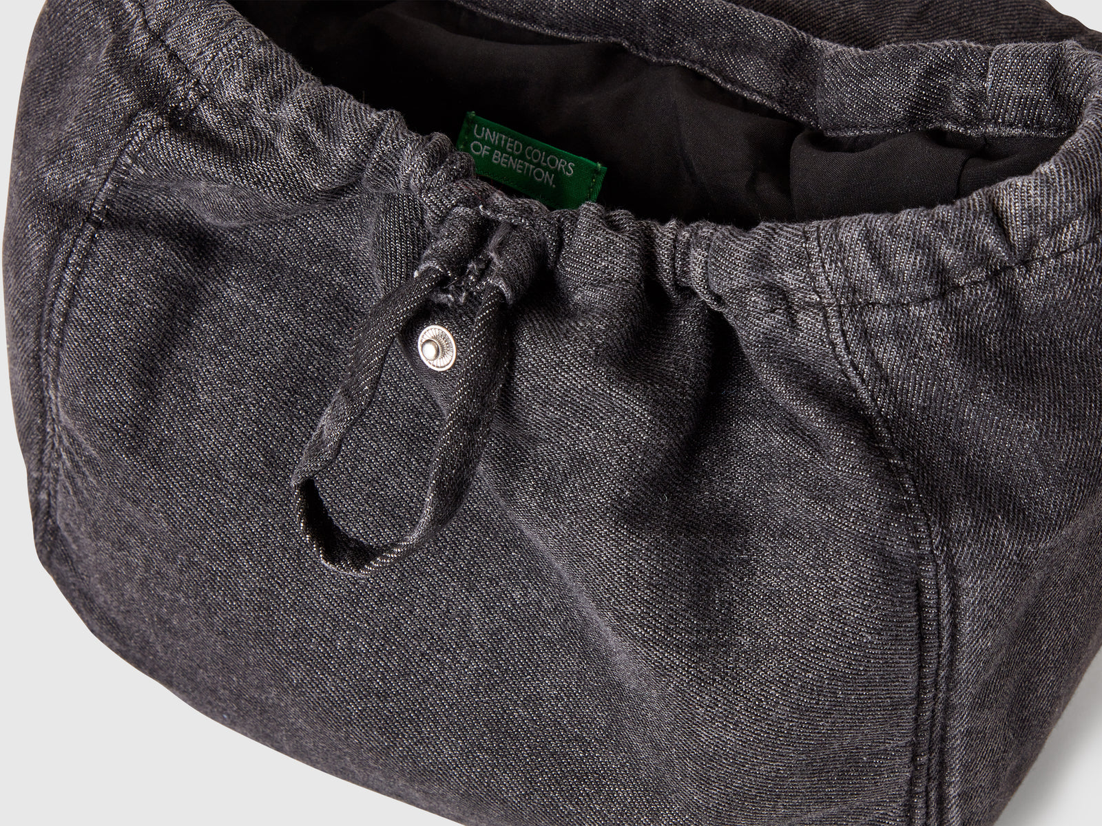 Zaino di jeans da bambina nero 3 | Benetton Outlet