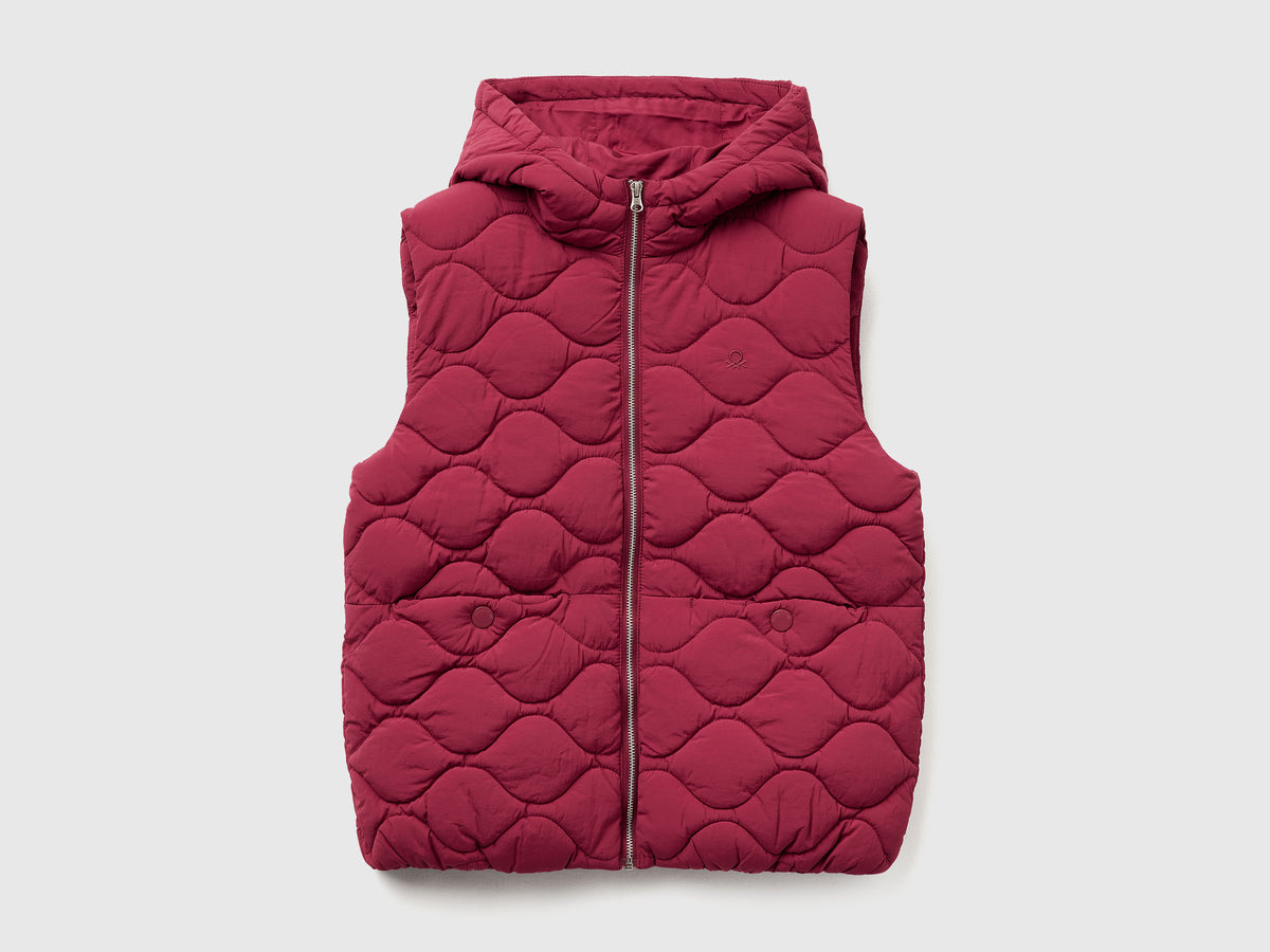 Gilet imbottito con cappuccio