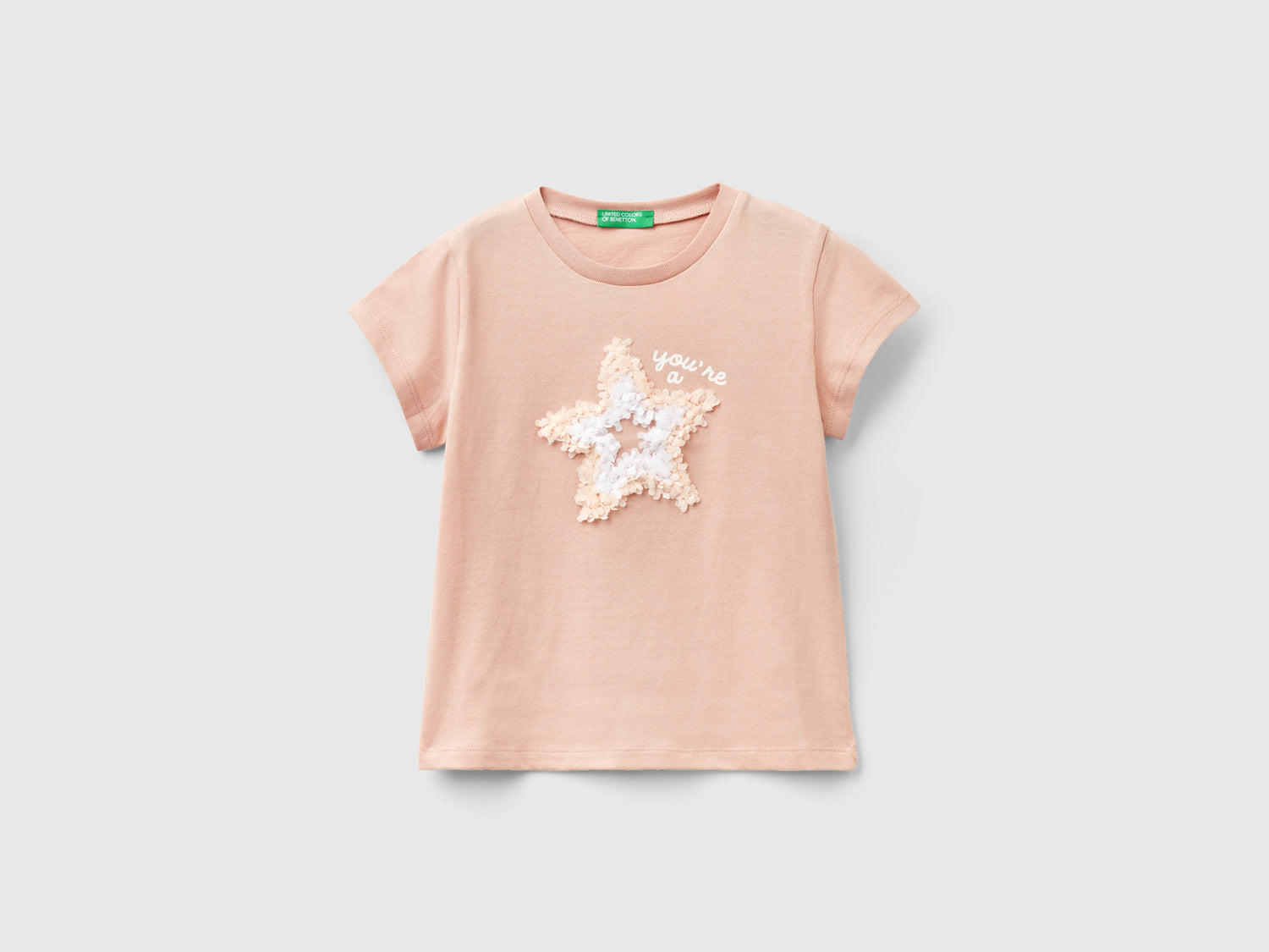 T-shirt con applicazione effetto petali da bimba rosa tenue | Benetton Outlet