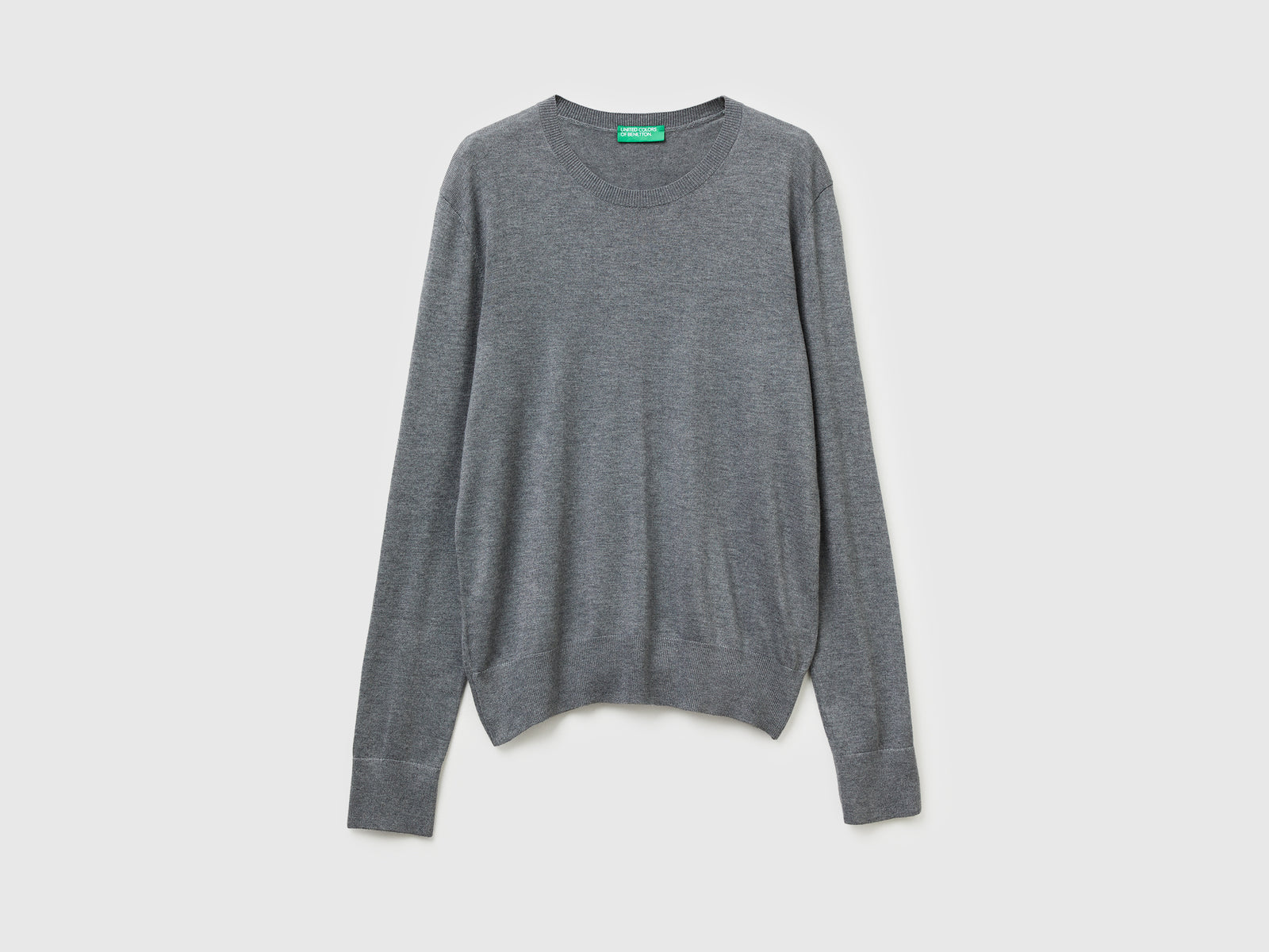 Maglia manica lunga in misto seta da donna grigio scuro | Benetton Outlet